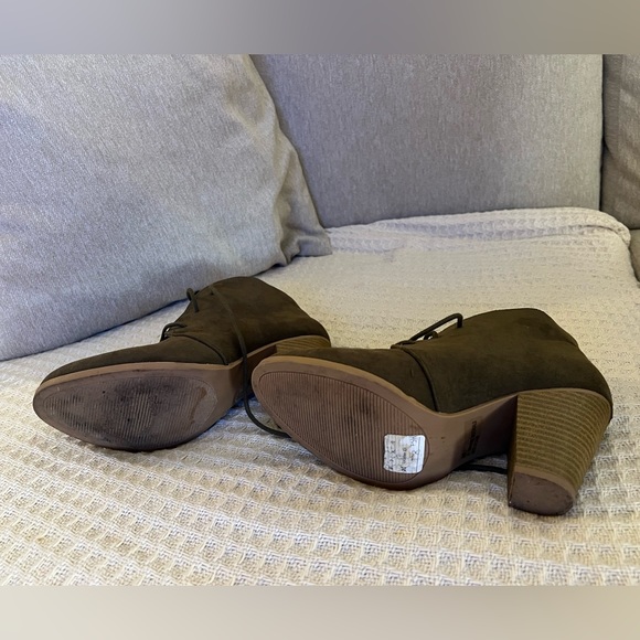 Booties - Picture 3 of 3